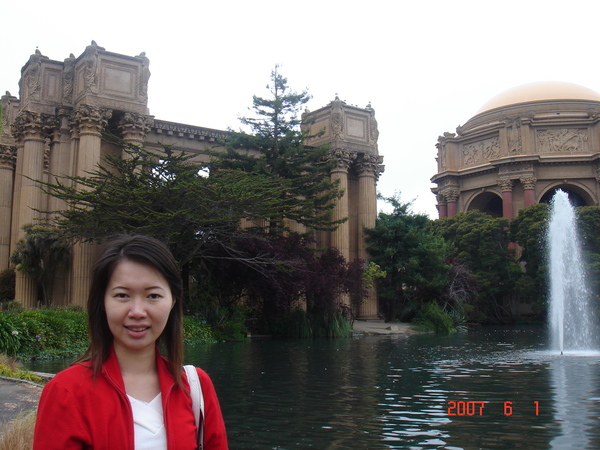 舊金山─藝術宮旁的小湖!