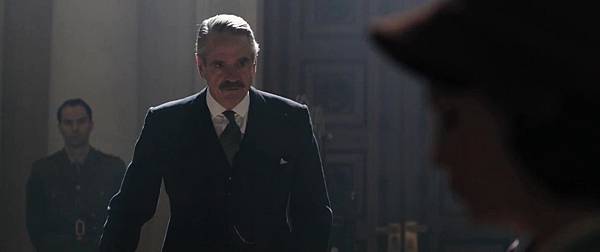 jeremy-irons-in-their-finest-2016-large-picture.jpg