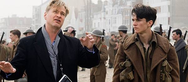 Christopher-Nolan-Dunkirk-2-1200x520.jpg