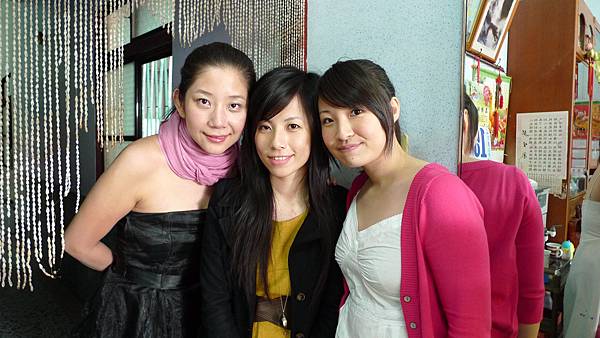 32珮芸&婉婷&婉蓉.JPG