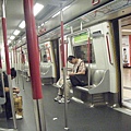 港鐵車內 (1).JPG