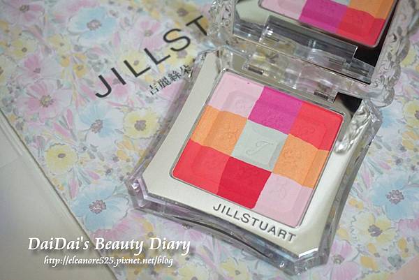 Jill Stuart 甜心愛戀顏彩盤N(粉漾雪舞) #12Blooming Garden