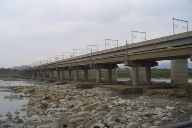 01.jpg 01.jpg