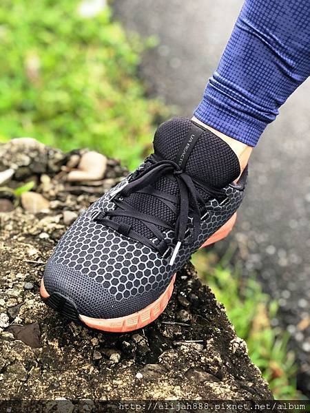 under armour hovr cgr connected