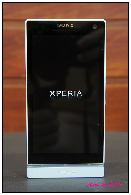 1010302-SONY XPERIA S-19