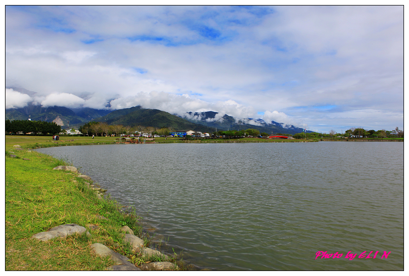 20130212.13.14-台東三日遊(初鹿牧場+伯朗大道+池上花海+池上客家文化園區+瑞穗牧場+北回歸線+大坡池+關山環繞自行車道)-76