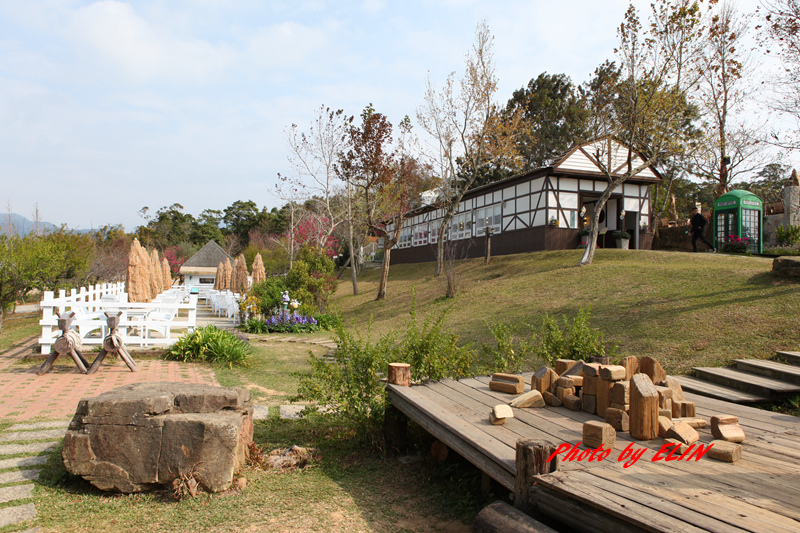 1040207.08.09-賴新魁麵館&森林鳥花園&渴望會館&六福村&錦水溫泉會館&泰安觀止&大湖採草莓&魔法莊園-194.jpg