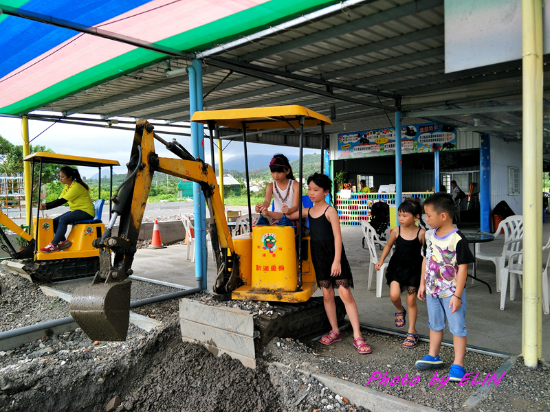 1060806.07-墾丁兩日遊(討海人海產&童趣&菈蜜亞旅店&沙灘小酒館&波波廚房&六堆客家文化園區)-11.jpg