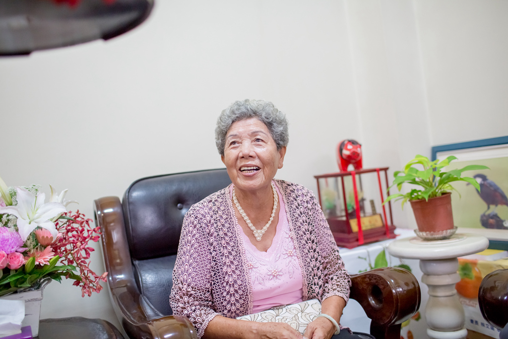 20婚攝尹林,婚攝阿斌師,婚禮紀錄,北部婚攝,中部婚攝,南部婚攝,台北婚攝,台北婚禮紀錄,台中婚攝,台中婚禮紀錄,台南婚攝,台南婚禮紀錄,高雄婚攝,高雄婚禮紀錄,台東婚攝,雲林婚攝,虎尾婚攝,優質婚攝,口碑婚攝,結婚,訂婚,教堂婚禮,教會婚禮,海外婚禮,weddingday,非常婚禮, 板原日式料理,板原,訂婚,午宴,浪漫進場,開心大合照15-09-13-10h30m06.jpg 2婚攝尹林,婚攝阿斌師,婚禮紀錄,北部婚攝,中部婚攝,南部婚攝,台北婚攝,台北婚禮紀錄,台中婚攝,台中婚禮紀錄,台南婚攝,台南婚禮紀錄,高雄婚攝,高雄婚禮紀錄,台東婚攝,雲林婚攝,虎尾婚攝,優質婚攝,口碑婚攝,結婚,訂婚,教堂婚禮,教會婚禮,海外婚禮,weddingday,非常婚禮, 板原日式料理,板原,訂婚,午宴,浪漫進場,開心大合照015-09-13-10h30m06.jpg