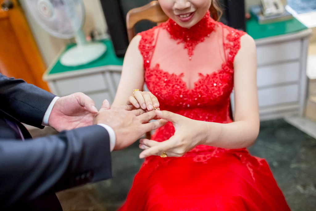 20婚攝尹林,婚攝阿斌師,婚禮紀錄,北部婚攝,中部婚攝,南部婚攝,台北婚攝,台北婚禮紀錄,台中婚攝,台中婚禮紀錄,台南婚攝,台南婚禮紀錄,高雄婚攝,高雄婚禮紀錄,台東婚攝,雲林婚攝,虎尾婚攝,優質婚攝,口碑婚攝,結婚,訂婚,教堂婚禮,教會婚禮,海外婚禮,weddingday,非常婚禮, 板原日式料理,板原,訂婚,午宴,浪漫進場,開心大合照15-09-13-10h57m31.jpg 2婚攝尹林,婚攝阿斌師,婚禮紀錄,北部婚攝,中部婚攝,南部婚攝,台北婚攝,台北婚禮紀錄,台中婚攝,台中婚禮紀錄,台南婚攝,台南婚禮紀錄,高雄婚攝,高雄婚禮紀錄,台東婚攝,雲林婚攝,虎尾婚攝,優質婚攝,口碑婚攝,結婚,訂婚,教堂婚禮,教會婚禮,海外婚禮,weddingday,非常婚禮, 板原日式料理,板原,訂婚,午宴,浪漫進場,開心大合照015-09-13-10h57m31.jpg