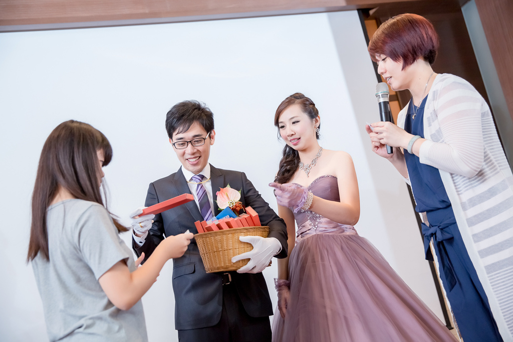 2婚攝尹林,婚攝阿斌師,婚禮紀錄,北部婚攝,中部婚攝,南部婚攝,台北婚攝,台北婚禮紀錄,台中婚攝,台中婚禮紀錄,台南婚攝,台南婚禮紀錄,高雄婚攝,高雄婚禮紀錄,台東婚攝,雲林婚攝,虎尾婚攝,優質婚攝,口碑婚攝,結婚,訂婚,教堂婚禮,教會婚禮,海外婚禮,weddingday,非常婚禮, 板原日式料理,板原,訂婚,午宴,浪漫進場,開心大合照015-09-13-13h51m36.jpg 2婚攝尹林,婚攝阿斌師,婚禮紀錄,北部婚攝,中部婚攝,南部婚攝,台北婚攝,台北婚禮紀錄,台中婚攝,台中婚禮紀錄,台南婚攝,台南婚禮紀錄,高雄婚攝,高雄婚禮紀錄,台東婚攝,雲林婚攝,虎尾婚攝,優質婚攝,口碑婚攝,結婚,訂婚,教堂婚禮,教會婚禮,海外婚禮,weddingday,非常婚禮, 板原日式料理,板原,訂婚,午宴,浪漫進場,開心大合照015-09-13-13h51m36.jpg