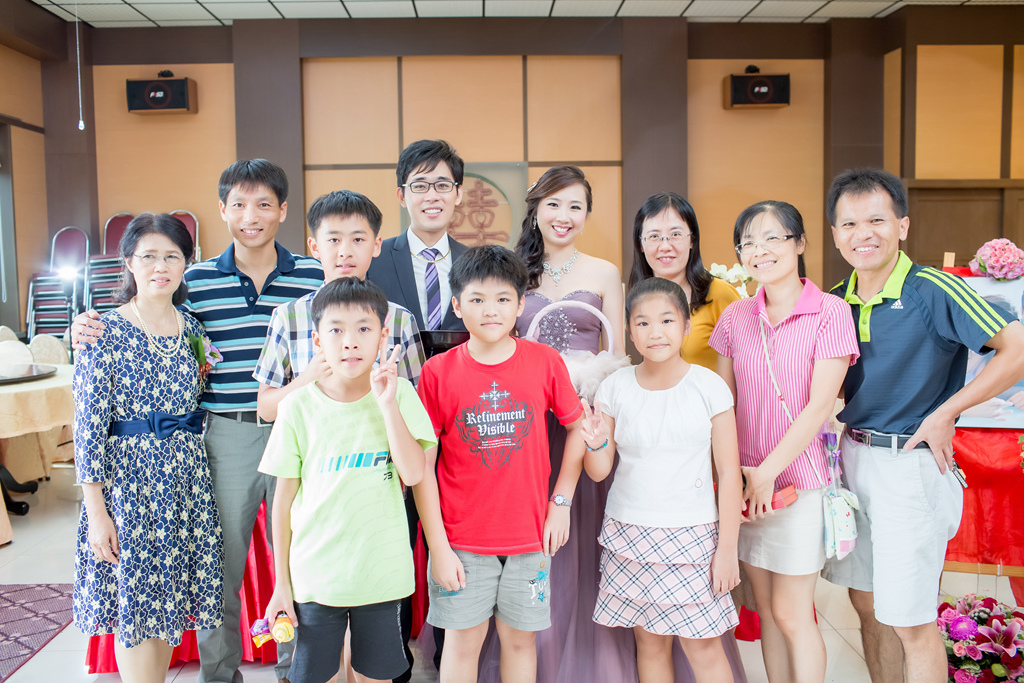 婚攝尹林,婚攝阿斌師,婚禮紀錄台中婚攝,台中婚禮紀錄,台南婚攝,台南婚禮紀錄,高雄婚攝,高雄婚禮紀錄,台東婚攝,雲林婚攝,虎尾婚攝,優質婚攝,口碑婚攝,結婚,訂婚,教堂婚禮,教會婚禮,海外婚禮,weddingday,非常婚禮, 板原日式料理,板原,訂婚,午宴,浪漫進場,開心大合照15-09-13-14h21m38.jpg 20婚攝尹林,婚攝阿斌師,婚禮紀錄,北部婚攝,中部婚攝,南部婚攝,台北婚攝,台北婚禮紀錄,台中婚攝,台中婚禮紀錄,台南婚攝,台南婚禮紀錄,高雄婚攝,高雄婚禮紀錄,台東婚攝,雲林婚攝,虎尾婚攝,優質婚攝,口碑婚攝,結婚,訂婚,教堂婚禮,教會婚禮,海外婚禮,weddingday,非常婚禮, 板原日式料理,板原,訂婚,午宴,浪漫進場,開心大合照15-09-13-14h21m38.jpg