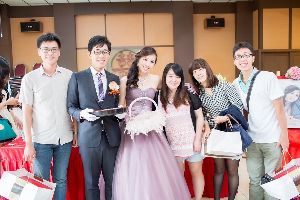 2婚攝尹林,婚攝阿斌師,婚禮紀錄,北部婚攝,中部婚攝,南部婚攝,台北婚攝,台北婚禮紀錄,台中婚攝,台中婚禮紀錄,台南婚攝,台南婚禮紀錄,高雄婚攝,高雄婚禮紀錄,台東婚攝,雲林婚攝,虎尾婚攝,優質婚攝,口碑婚攝,結婚,訂婚,教堂婚禮,教會婚禮,海外婚禮,weddingday,非常婚禮, 板原日式料理,板原,訂婚,午宴,浪漫進場,開心大合照015-09-13-14h24m37.jpg 2婚攝尹林,婚攝阿斌師,婚禮紀錄,北部婚攝,中部婚攝,南部婚攝,台北婚攝,台北婚禮紀錄,台中婚攝,台中婚禮紀錄,台南婚攝,台南婚禮紀錄,高雄婚攝,高雄婚禮紀錄,台東婚攝,雲林婚攝,虎尾婚攝,優質婚攝,口碑婚攝,結婚,訂婚,教堂婚禮,教會婚禮,海外婚禮,weddingday,非常婚禮, 板原日式料理,板原,訂婚,午宴,浪漫進場,開心大合照015-09-13-14h24m37.jpg