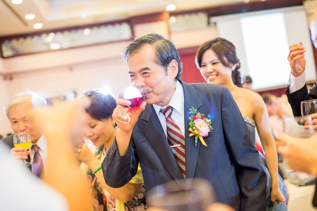 20婚攝,屏東婚攝,屏東婚禮紀錄,婚攝尹林婚禮,婚攝阿斌師,婚禮紀錄,婚禮錄影,南部婚攝,高雄婚攝,高雄婚禮紀錄,台南婚攝,台南婚禮紀錄,優質婚攝,口碑婚攝,結婚,台東那魯灣大飯店,結婚,午宴15-10-10-13h44m23.jpg 婚攝,屏東婚攝,屏東婚禮紀錄,婚攝尹林婚禮,婚攝阿斌師,婚禮紀錄,婚禮錄影,南部婚攝,高雄婚攝,高雄婚禮紀錄,台南婚攝,台南婚禮紀錄,優質婚攝,口碑婚攝,結婚,台東那魯灣大飯店,結婚,午宴2015-10-10-13h44m23.jpg