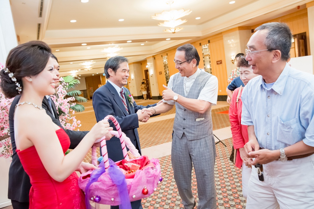 2婚攝,屏東婚攝,屏東婚禮紀錄,婚攝尹林婚禮,婚攝阿斌師,婚禮紀錄,婚禮錄影,南部婚攝,高雄婚攝,高雄婚禮紀錄,台南婚攝,台南婚禮紀錄,優質婚攝,口碑婚攝,結婚,台東那魯灣大飯店,結婚,午宴015-10-10-14h19m19.jpg 2婚攝,屏東婚攝,屏東婚禮紀錄,婚攝尹林婚禮,婚攝阿斌師,婚禮紀錄,婚禮錄影,南部婚攝,高雄婚攝,高雄婚禮紀錄,台南婚攝,台南婚禮紀錄,優質婚攝,口碑婚攝,結婚,台東那魯灣大飯店,結婚,午宴015-10-10-14h19m19.jpg