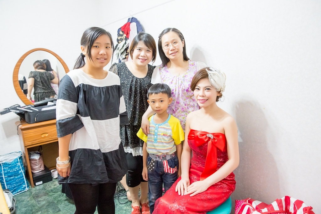 婚攝尹林,婚攝阿斌師,婚禮紀錄,北部婚攝,中部婚攝,南部婚攝,台北婚攝,台北婚禮紀錄,台中婚攝,台中婚禮紀錄,台南婚攝,台南婚禮紀錄,高雄婚攝,高雄婚禮紀錄,優質婚攝,口碑婚攝,結婚,訂婚,教堂婚禮,教會婚禮,海外婚禮,weddingday, 嘉義婚攝,嘉義布袋,布袋英賓,英賓海產,歸寧午宴 2015-10-11-11h37m44.jpg 婚攝尹林,婚攝阿斌師,婚禮紀錄,北部婚攝,中部婚攝,南部婚攝,台北婚攝,台北婚禮紀錄,台中婚攝,台中婚禮紀錄,台南婚攝,台南婚禮紀錄,高雄婚攝,高雄婚禮紀錄,優質婚攝,口碑婚攝,結婚,訂婚,教堂婚禮,教會婚禮,海外婚禮,weddingday, 嘉義婚攝,嘉義布袋,布袋英賓,英賓海產,歸寧午宴 2015-10-11-11h37m44.jpg