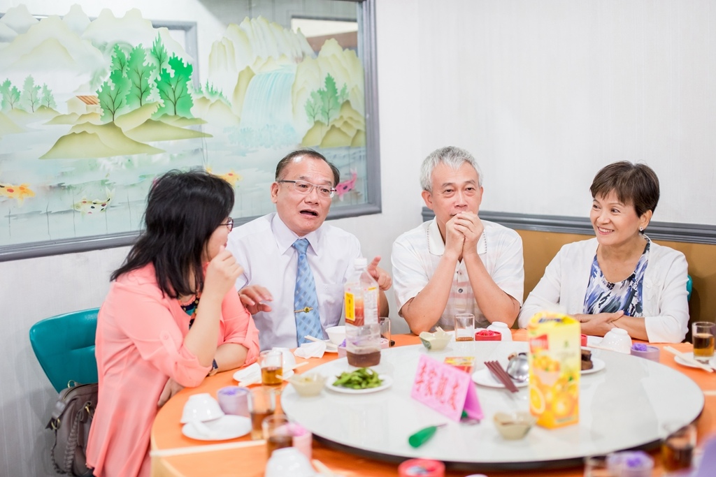 攝尹林,婚攝阿斌師,婚禮紀錄,北部婚攝,中部婚攝,南部婚攝,台北婚攝,台北婚禮紀錄,台中婚攝,台中婚禮紀錄,台南婚攝,台南婚禮紀錄,高雄婚攝,高雄婚禮紀錄,優質婚攝,口碑婚攝,結婚,訂婚,教堂婚禮,教會婚禮,海外婚禮,weddingday, 嘉義婚攝,嘉義布袋,布袋英賓,英賓海產,歸寧午宴2015-10-11-12h05m23.jpg