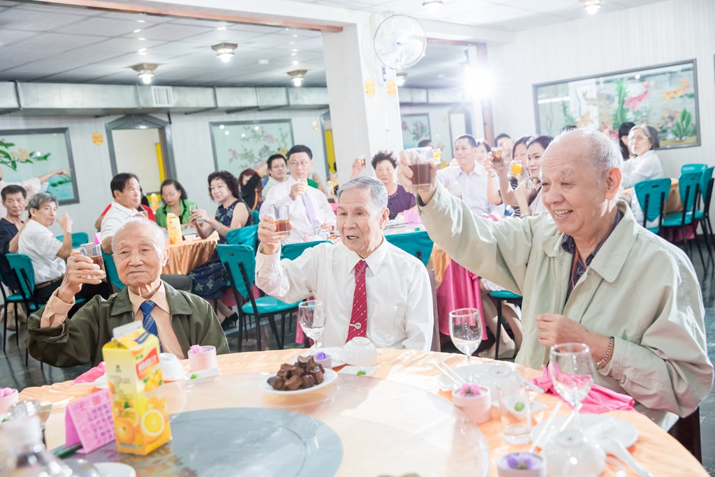 2015-10-11-12h15m26.jpg 2015-10-11-12h15m26.jpg