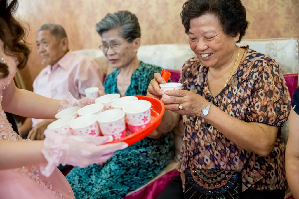 2015-10-18-15h20m53-1.jpg 婚攝尹林婚禮,婚攝阿斌師,婚禮紀錄,婚禮錄影,南部婚攝,高雄婚攝,高雄婚禮紀錄,屏東婚攝,屏東婚禮紀錄,台南婚攝,台南婚禮寄錄,優質婚攝,口碑婚攝,結婚,訂婚,教堂婚禮,教會婚禮,龍鳳樓,結婚,午宴,迎娶車隊2015-10-18-15h20m53-1.jpg