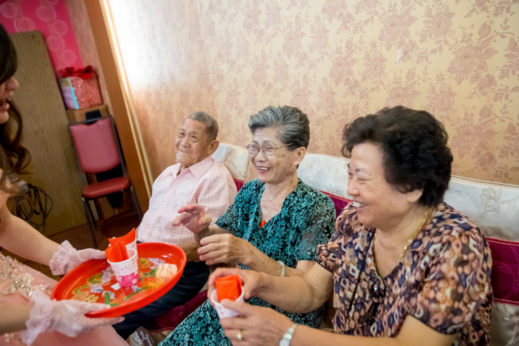 2015-10-18-15h22m05.jpg 婚攝尹林婚禮,婚攝阿斌師,婚禮紀錄,婚禮錄影,南部婚攝,高雄婚攝,高雄婚禮紀錄,屏東婚攝,屏東婚禮紀錄,台南婚攝,台南婚禮寄錄,優質婚攝,口碑婚攝,結婚,訂婚,教堂婚禮,教會婚禮,龍鳳樓,結婚,午宴,迎娶車隊2015-10-18-15h22m05.jpg