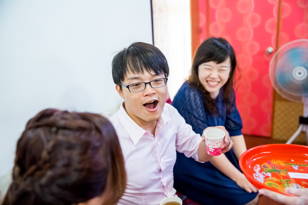 2婚攝尹林婚禮,婚攝阿斌師,婚禮紀錄,婚禮錄影,南部婚攝,高雄婚攝,高雄婚禮紀錄,屏東婚攝,屏東婚禮紀錄,台南婚攝,台南婚禮寄錄,優質婚攝,口碑婚攝,結婚,訂婚,教堂婚禮,教會婚禮,龍鳳樓,結婚,午宴,迎娶車隊015-10-18-15h27m36.jpg 婚攝尹林婚禮,婚攝阿斌師,婚禮紀錄,婚禮錄影,南部婚攝,高雄婚攝,高雄婚禮紀錄,屏東婚攝,屏東婚禮紀錄,台南婚攝,台南婚禮寄錄,優質婚攝,口碑婚攝,結婚,訂婚,教堂婚禮,教會婚禮,龍鳳樓,結婚,午宴,迎娶車隊2015-10-18-15h27m36.jpg