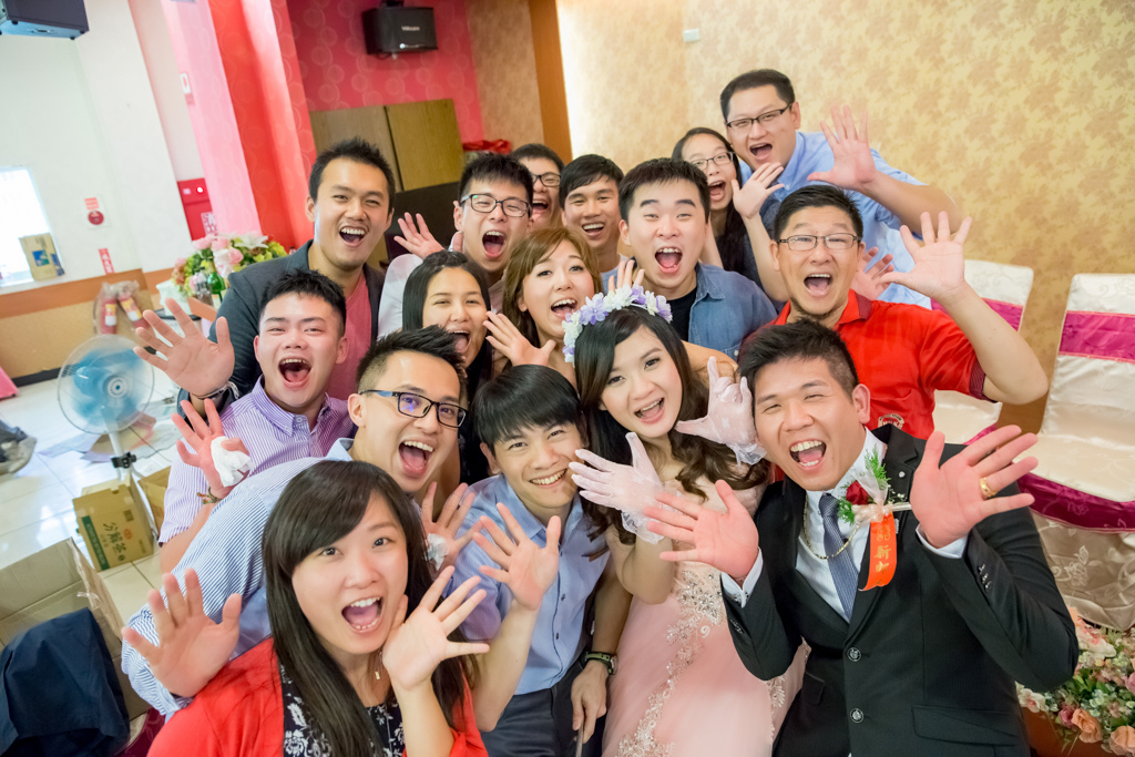 婚攝尹林婚禮,婚攝阿斌師,婚禮紀錄,婚禮錄影,南部婚攝,高雄婚攝,高雄婚禮紀錄,屏東婚攝,屏東婚禮紀錄,台南婚攝,台南婚禮寄錄,優質婚攝,口碑婚攝,結婚,訂婚,教堂婚禮,教會婚禮,龍鳳樓,結婚,午宴,迎娶車隊2015-10-18-15h39m05.jpg 婚攝尹林婚禮,婚攝阿斌師,婚禮紀錄,婚禮錄影,南部婚攝,高雄婚攝,高雄婚禮紀錄,屏東婚攝,屏東婚禮紀錄,台南婚攝,台南婚禮寄錄,優質婚攝,口碑婚攝,結婚,訂婚,教堂婚禮,教會婚禮,龍鳳樓,結婚,午宴,迎娶車隊2015-10-18-15h39m05.jpg