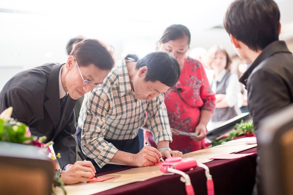 2015-11-01-18h21m35.jpg 2015-11-01-18h21m35.jpg