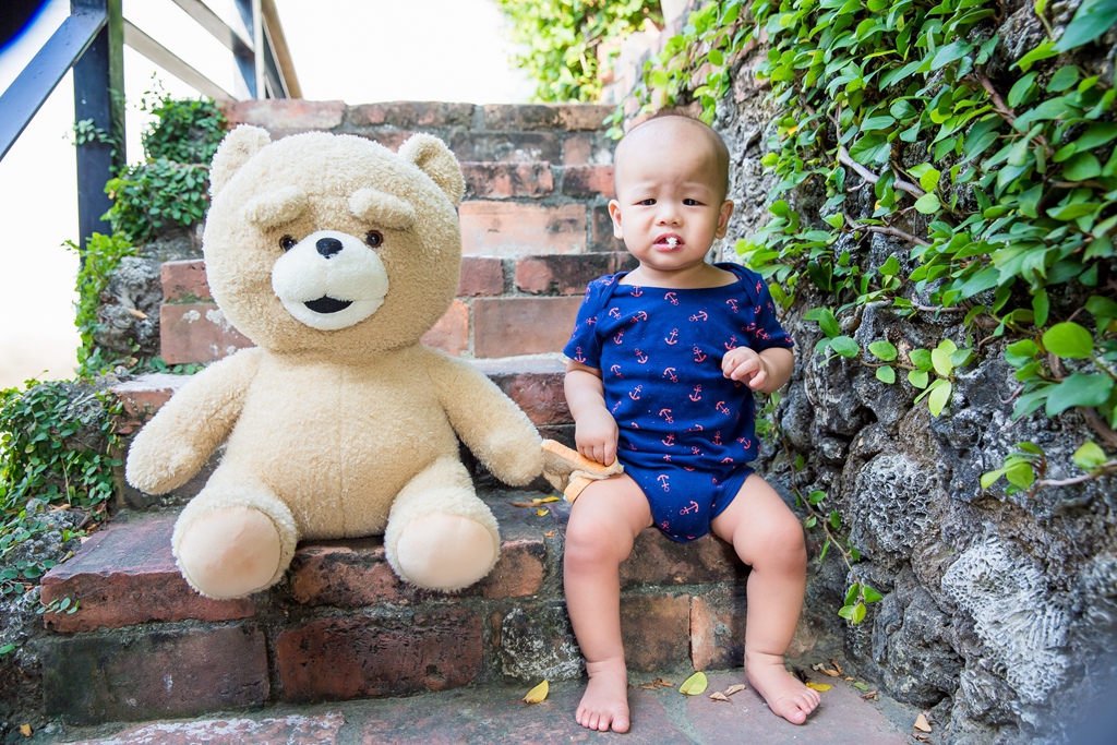 尹林全家福拍攝,阿斌師,台南全家福攝影,台南全家福,高雄全家福攝影,南部全家福攝影,高雄兒童攝影, 屏東兒童攝影,屏東兒童寫真, 嘉義全家福攝影,嘉義全家福拍寶寶,滿月拍,抓周,拍小孩,寶寶童話,全家福,到府拍攝,幸福時光,台南安平蚵灰窯,夕張所,紅樹林河堤2015-11-16-15h05m31.jpg 尹林全家福拍攝,阿斌師,台南全家福攝影,台南全家福,高雄全家福攝影,南部全家福攝影,高雄兒童攝影, 屏東兒童攝影,屏東兒童寫真, 嘉義全家福攝影,嘉義全家福拍寶寶,滿月拍,抓周,拍小孩,寶寶童話,全家福,到府拍攝,幸福時光,台南安平蚵灰窯,夕張所,紅樹林河堤2015-11-16-15h05m31.jpg