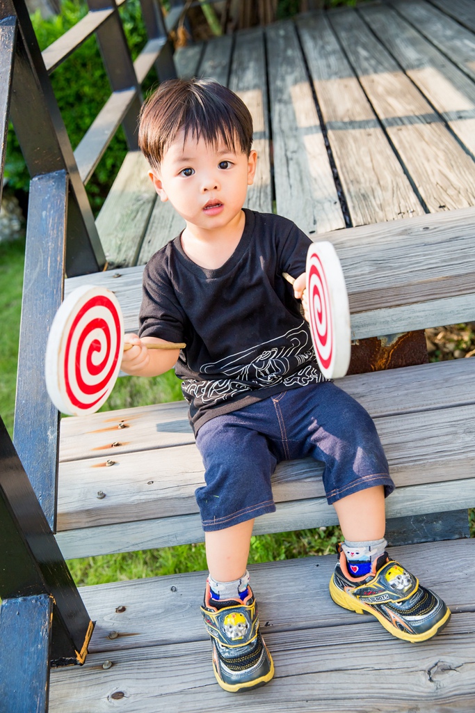 尹林全家福拍攝,阿斌師,台南全家福攝影,台南全家福,高雄全家福攝影,南部全家福攝影,高雄兒童攝影, 屏東兒童攝影,屏東兒童寫真, 嘉義全家福攝影,嘉義全家福拍寶寶,滿月拍,抓周,拍小孩,寶寶童話,全家福,到府拍攝,幸福時光,台南安平蚵灰窯,夕張所,紅樹林河堤2015-11-16-15h35m03.jpg 尹林全家福拍攝,阿斌師,台南全家福攝影,台南全家福,高雄全家福攝影,南部全家福攝影,高雄兒童攝影, 屏東兒童攝影,屏東兒童寫真, 嘉義全家福攝影,嘉義全家福拍寶寶,滿月拍,抓周,拍小孩,寶寶童話,全家福,到府拍攝,幸福時光,台南安平蚵灰窯,夕張所,紅樹林河堤2015-11-16-15h35m03.jpg