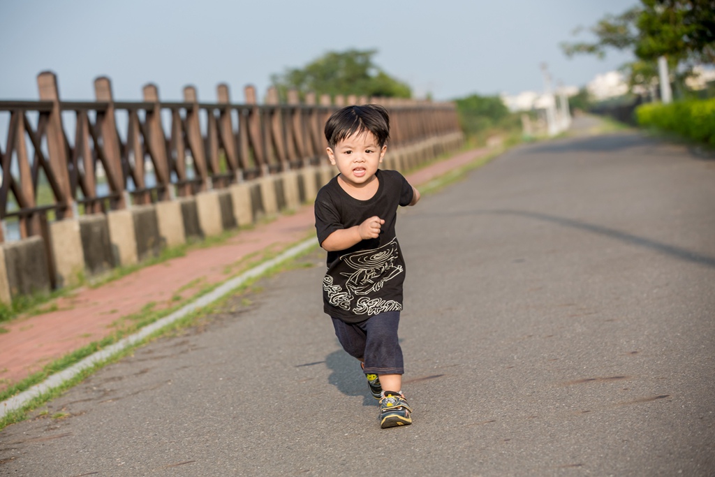 尹林全家福拍攝,阿斌師,台南全家福攝影,台南全家福,高雄全家福攝影,南部全家福攝影,高雄兒童攝影, 屏東兒童攝影,屏東兒童寫真, 嘉義全家福攝影,嘉義全家福拍寶寶,滿月拍,抓周,拍小孩,寶寶童話,全家福,到府拍攝,幸福時光,台南安平蚵灰窯,夕張所,紅樹林河堤2015-11-16-15h50m59.jpg 尹林全家福拍攝,阿斌師,台南全家福攝影,台南全家福,高雄全家福攝影,南部全家福攝影,高雄兒童攝影, 屏東兒童攝影,屏東兒童寫真, 嘉義全家福攝影,嘉義全家福拍寶寶,滿月拍,抓周,拍小孩,寶寶童話,全家福,到府拍攝,幸福時光,台南安平蚵灰窯,夕張所,紅樹林河堤2015-11-16-15h50m59.jpg
