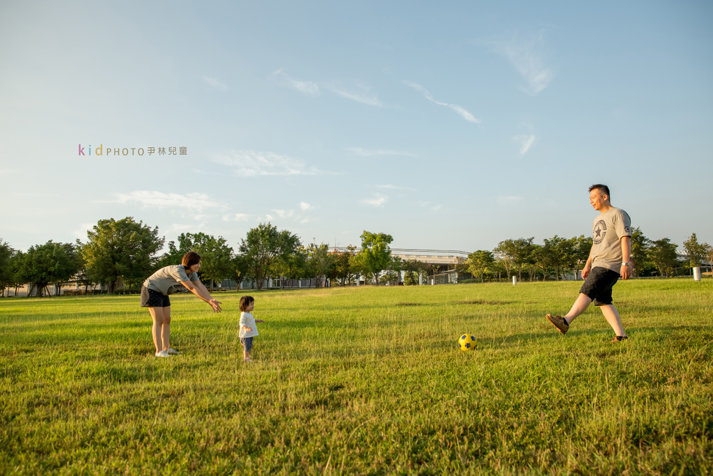 尹林全家福拍攝,阿斌師,台南兒童寫真,台南兒童攝影,台南全家福攝影,台南全家福,高雄全家福攝影,南部全家福攝影,高雄兒童攝影, 屏東兒童攝影,屏東兒童寫真, 嘉義全家福攝影,嘉義全家福拍寶寶,滿月拍,抓周,拍小孩,寶寶童話,全家福,到府拍攝,幸福時光,奇美博物館1.jpg 尹林全家福拍攝,阿斌師,台南兒童寫真,台南兒童攝影,台南全家福攝影,台南全家福,高雄全家福攝影,南部全家福攝影,高雄兒童攝影, 屏東兒童攝影,屏東兒童寫真, 嘉義全家福攝影,嘉義全家福拍寶寶,滿月拍,抓周,拍小孩,寶寶童話,全家福,到府拍攝,幸福時光,奇美博物館1.jpg