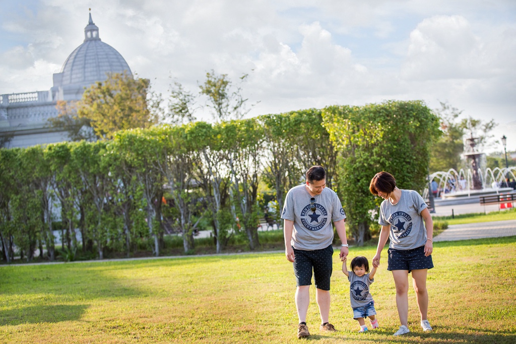 HY6A2145.jpg 尹林全家福拍攝,阿斌師,台南兒童寫真,台南兒童攝影,台南全家福攝影,台南全家福,高雄全家福攝影,南部全家福攝影,高雄兒童攝影, 屏東兒童攝影,屏東兒童寫真, 嘉義全家福攝影,嘉義全家福拍寶寶,滿月拍,抓周,拍小孩,寶寶童話,全家福,到府拍攝,幸福時光,奇美博物館HY6A2145.jpg