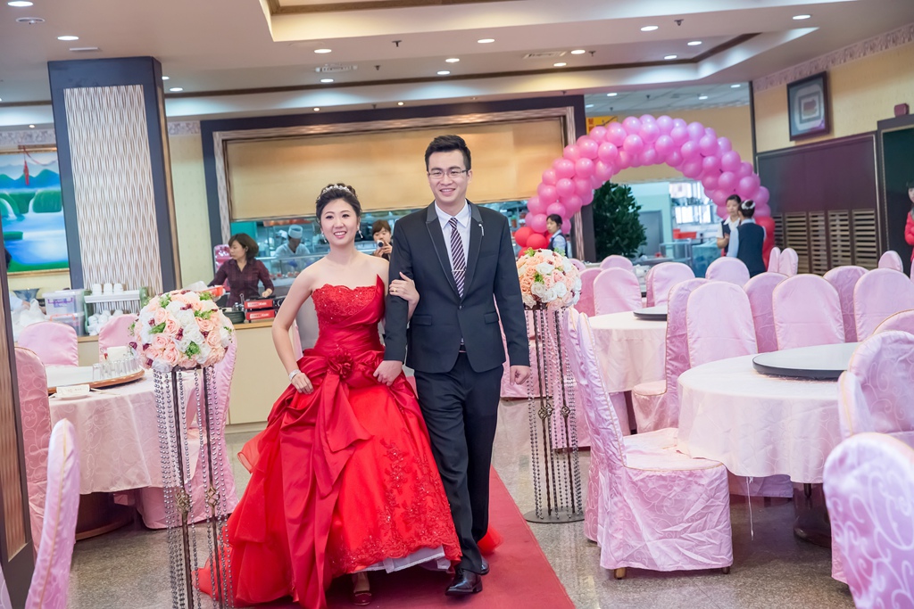 婚攝尹林,婚攝阿斌師,婚禮紀錄,北部婚攝,中部婚攝,南部婚攝,台北婚攝,台北婚禮紀錄,台中婚攝,台中婚禮紀錄,台南婚攝,台南婚禮紀錄,高雄婚攝,高雄婚禮紀錄,台東婚攝,雲林婚攝,虎尾婚攝,優質婚攝,口碑婚攝,結婚,訂婚,教堂婚禮,教會婚禮,海外婚禮,weddingday,非常婚禮,岡山海口味, 岡山海口味海鮮餐廳,板原,訂婚,午宴,溫馨互動,類婚紗拍攝,類婚紗2015-12-12-12h13m05.jpg 婚攝尹林,婚攝阿斌師,婚禮紀錄,北部婚攝,中部婚攝,南部婚攝,台北婚攝,台北婚禮紀錄,台中婚攝,台中婚禮紀錄,台南婚攝,台南婚禮紀錄,高雄婚攝,高雄婚禮紀錄,台東婚攝,雲林婚攝,虎尾婚攝,優質婚攝,口碑婚攝,結婚,訂婚,教堂婚禮,教會婚禮,海外婚禮,weddingday,非常婚禮,岡山海口味, 岡山海口味海鮮餐廳,板原,訂婚,午宴,溫馨互動,類婚紗拍攝,類婚紗2015-12-12-12h13m05.jpg