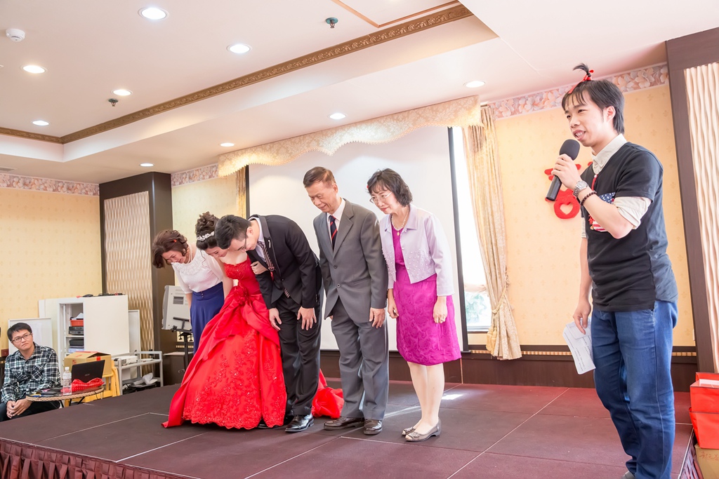 婚攝尹林,婚攝阿斌師,婚禮紀錄,北部婚攝,中部婚攝,南部婚攝,台北婚攝,台北婚禮紀錄,台中婚攝,台中婚禮紀錄,台南婚攝,台南婚禮紀錄,高雄婚攝,高雄婚禮紀錄,台東婚攝,雲林婚攝,虎尾婚攝,優質婚攝,口碑婚攝,結婚,訂婚,教堂婚禮,教會婚禮,海外婚禮,weddingday,非常婚禮,岡山海口味, 岡山海口味海鮮餐廳,板原,訂婚,午宴,溫馨互動,類婚紗拍攝,類婚紗2015-12-12-12h14m39.jpg 婚攝尹林,婚攝阿斌師,婚禮紀錄,北部婚攝,中部婚攝,南部婚攝,台北婚攝,台北婚禮紀錄,台中婚攝,台中婚禮紀錄,台南婚攝,台南婚禮紀錄,高雄婚攝,高雄婚禮紀錄,台東婚攝,雲林婚攝,虎尾婚攝,優質婚攝,口碑婚攝,結婚,訂婚,教堂婚禮,教會婚禮,海外婚禮,weddingday,非常婚禮,岡山海口味, 岡山海口味海鮮餐廳,板原,訂婚,午宴,溫馨互動,類婚紗拍攝,類婚紗2015-12-12-12h14m39.jpg