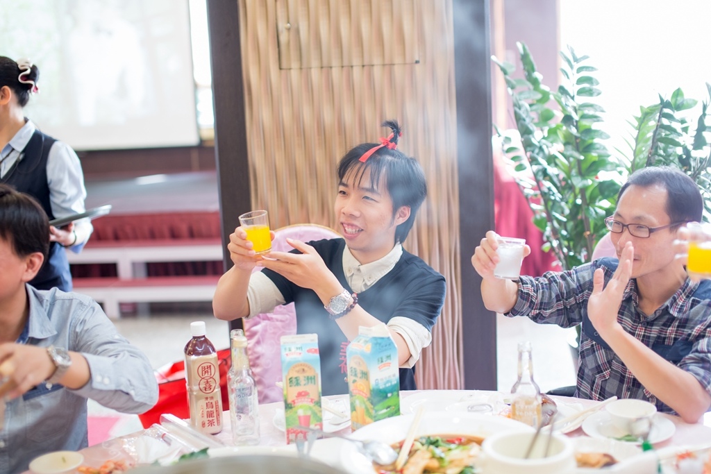 婚攝尹林,婚攝阿斌師,婚禮紀錄,北部婚攝,中部婚攝,南部婚攝,台北婚攝,台北婚禮紀錄,台中婚攝,台中婚禮紀錄,台南婚攝,台南婚禮紀錄,高雄婚攝,高雄婚禮紀錄,台東婚攝,雲林婚攝,虎尾婚攝,優質婚攝,口碑婚攝,結婚,訂婚,教堂婚禮,教會婚禮,海外婚禮,weddingday,非常婚禮,岡山海口味, 岡山海口味海鮮餐廳,板原,訂婚,午宴,溫馨互動,類婚紗拍攝,類婚紗2015-12-12-13h45m04.jpg 2015-12-12-13h45m04.jpg