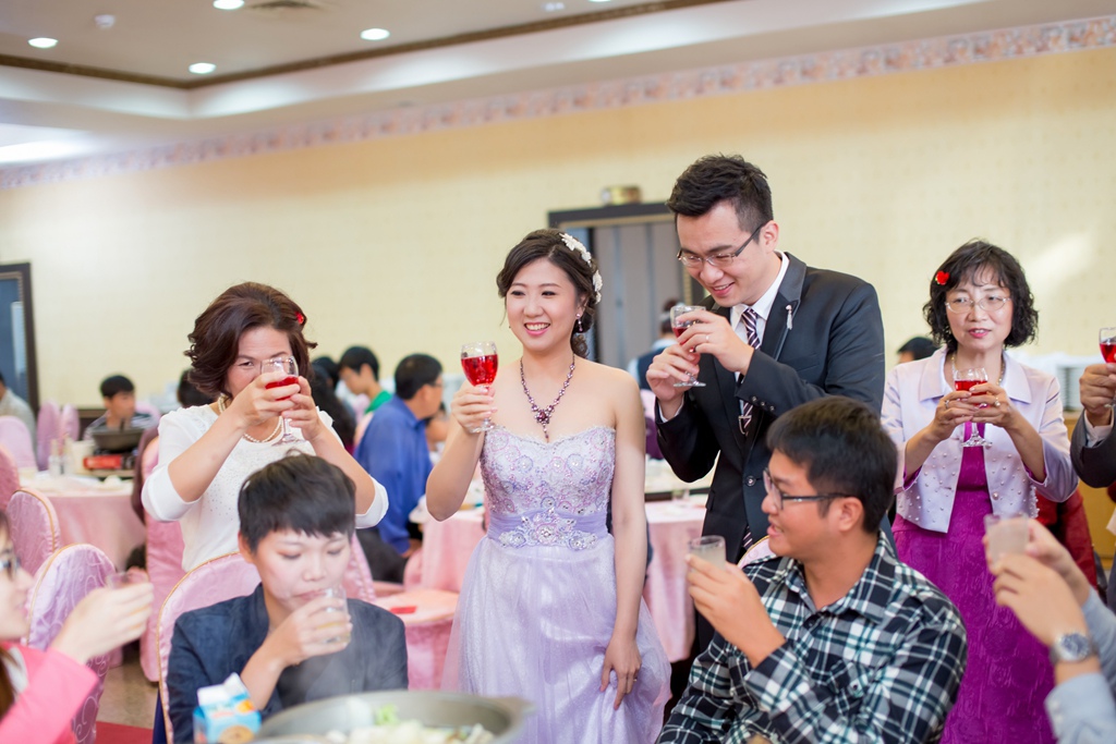 婚攝尹林,婚攝阿斌師,婚禮紀錄,北部婚攝,中部婚攝,南部婚攝,台北婚攝,台北婚禮紀錄,台中婚攝,台中婚禮紀錄,台南婚攝,台南婚禮紀錄,高雄婚攝,高雄婚禮紀錄,台東婚攝,雲林婚攝,虎尾婚攝,優質婚攝,口碑婚攝,結婚,訂婚,教堂婚禮,教會婚禮,海外婚禮,weddingday,非常婚禮,岡山海口味, 岡山海口味海鮮餐廳,板原,訂婚,午宴,溫馨互動,類婚紗拍攝,類婚紗2015-12-12-13h45m12.jpg 婚攝尹林,婚攝阿斌師,婚禮紀錄,北部婚攝,中部婚攝,南部婚攝,台北婚攝,台北婚禮紀錄,台中婚攝,台中婚禮紀錄,台南婚攝,台南婚禮紀錄,高雄婚攝,高雄婚禮紀錄,台東婚攝,雲林婚攝,虎尾婚攝,優質婚攝,口碑婚攝,結婚,訂婚,教堂婚禮,教會婚禮,海外婚禮,weddingday,非常婚禮,岡山海口味, 岡山海口味海鮮餐廳,板原,訂婚,午宴,溫馨互動,類婚紗拍攝,類婚紗2015-12-12-13h45m12.jpg