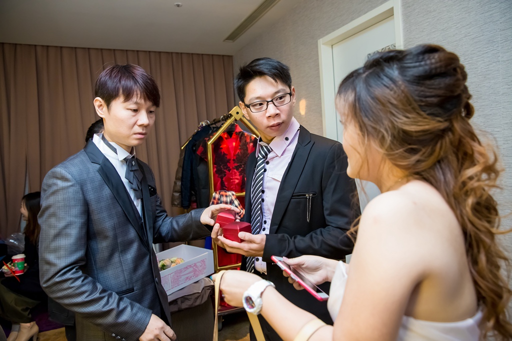 2015-12-19-11h22m50.jpg 2015-12-19-11h22m50.jpg