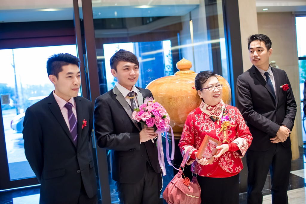 婚攝,嘉義婚攝,嘉義婚禮紀錄,婚攝尹林婚禮,婚攝阿斌師,婚禮紀錄,婚禮錄影,南部婚攝,高雄婚攝,高雄婚禮紀錄,台南婚攝,台南婚禮紀錄,優質婚攝,口碑婚攝,結婚,訂婚,東方明珠,結婚,流水席2016-01-03-08h24m25.jpg 婚攝,嘉義婚攝,嘉義婚禮紀錄,婚攝尹林婚禮,婚攝阿斌師,婚禮紀錄,婚禮錄影,南部婚攝,高雄婚攝,高雄婚禮紀錄,台南婚攝,台南婚禮紀錄,優質婚攝,口碑婚攝,結婚,訂婚,東方明珠,結婚,流水席2016-01-03-08h24m25.jpg