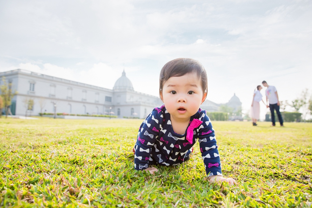 IMG_1188.jpg 尹林全家福拍攝,阿斌師,台南兒童寫真,台南兒童攝影,台南全家福攝影,台南全家福,高雄全家福攝影,南部全家福攝影,高雄兒童攝影, 屏東兒童攝影,屏東兒童寫真, 嘉義全家福攝影,嘉義全家福拍寶寶,滿月拍,抓周,拍小孩,寶寶童話,全家福,到府拍攝,幸福時光,奇美博物館IMG_1188.jpg