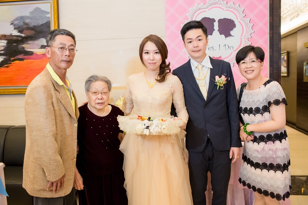 婚攝尹林婚禮,婚攝阿斌師,婚禮紀錄,婚錄,婚禮錄影,優職推薦,南部婚攝,高雄婚攝,高雄婚禮紀錄,屏東婚攝,屏東婚禮紀錄,台南婚攝,台南婚禮紀錄,優質婚攝,口碑婚攝,結婚,訂婚,訂婚過程,訂婚儀式,桂田酒店,文定,訂婚,午宴2016-04-24-15h07m58.jpg 婚攝尹林婚禮,婚攝阿斌師,婚禮紀錄,婚錄,婚禮錄影,優職推薦,南部婚攝,高雄婚攝,高雄婚禮紀錄,屏東婚攝,屏東婚禮紀錄,台南婚攝,台南婚禮紀錄,優質婚攝,口碑婚攝,結婚,訂婚,訂婚過程,訂婚儀式,桂田酒店,文定,訂婚,午宴2016-04-24-15h07m58.jpg