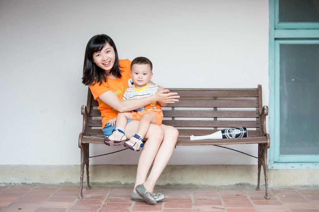 尹林全家福拍攝,阿斌師,台南兒童寫真,台南兒童攝影,台南全家福攝影,台南全家福,高雄全家福攝影,南部全家福攝影,高雄兒童攝影, 屏東兒童攝影,屏東兒童寫真, 嘉義全家福攝影,嘉義全家福拍寶寶,滿月拍,抓周,拍小孩,寶寶童話,全家福,到府拍攝,幸福時光,成大,德記洋行,夕張所412A7580.jpg 412A7580.jpg