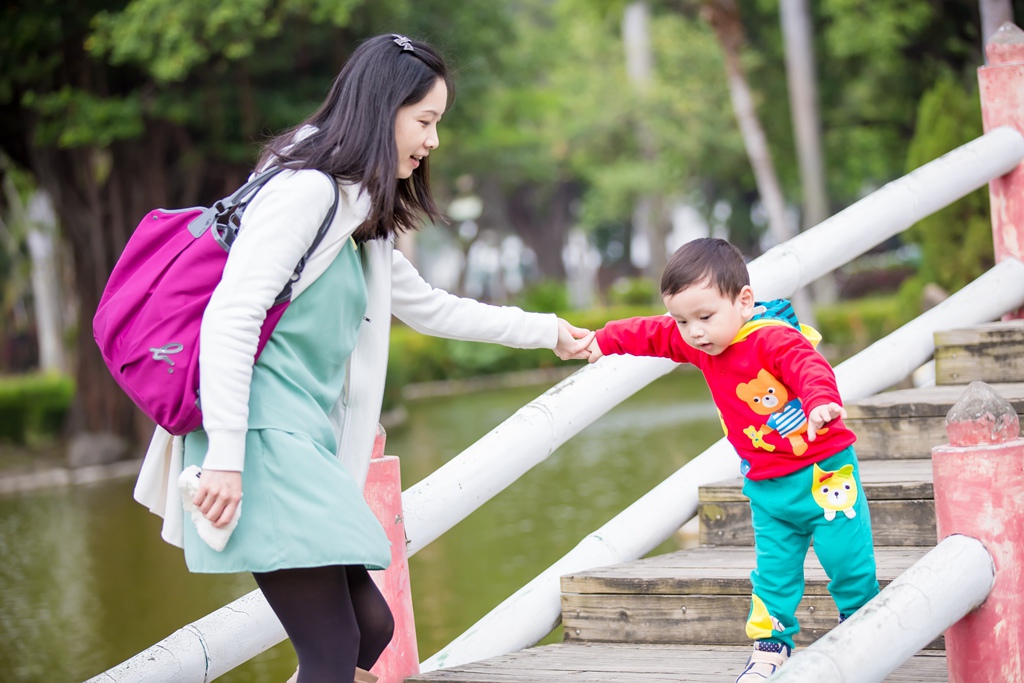 尹林全家福拍攝,阿斌師,台南兒童寫真,台南兒童攝影,台南全家福攝影,台南全家福,高雄全家福攝影,南部全家福攝影,高雄兒童攝影, 屏東兒童攝影,屏東兒童寫真, 嘉義全家福攝影,嘉義全家福拍寶寶,滿月拍,抓周,拍小孩,寶寶童話,全家福,到府拍攝,幸福時光,成大,德記洋行,夕張所HY6A0415.jpg 尹林全家福拍攝,阿斌師,台南兒童寫真,台南兒童攝影,台南全家福攝影,台南全家福,高雄全家福攝影,南部全家福攝影,高雄兒童攝影, 屏東兒童攝影,屏東兒童寫真, 嘉義全家福攝影,嘉義全家福拍寶寶,滿月拍,抓周,拍小孩,寶寶童話,全家福,到府拍攝,幸福時光,成大,德記洋行,夕張所HY6A0415.jpg