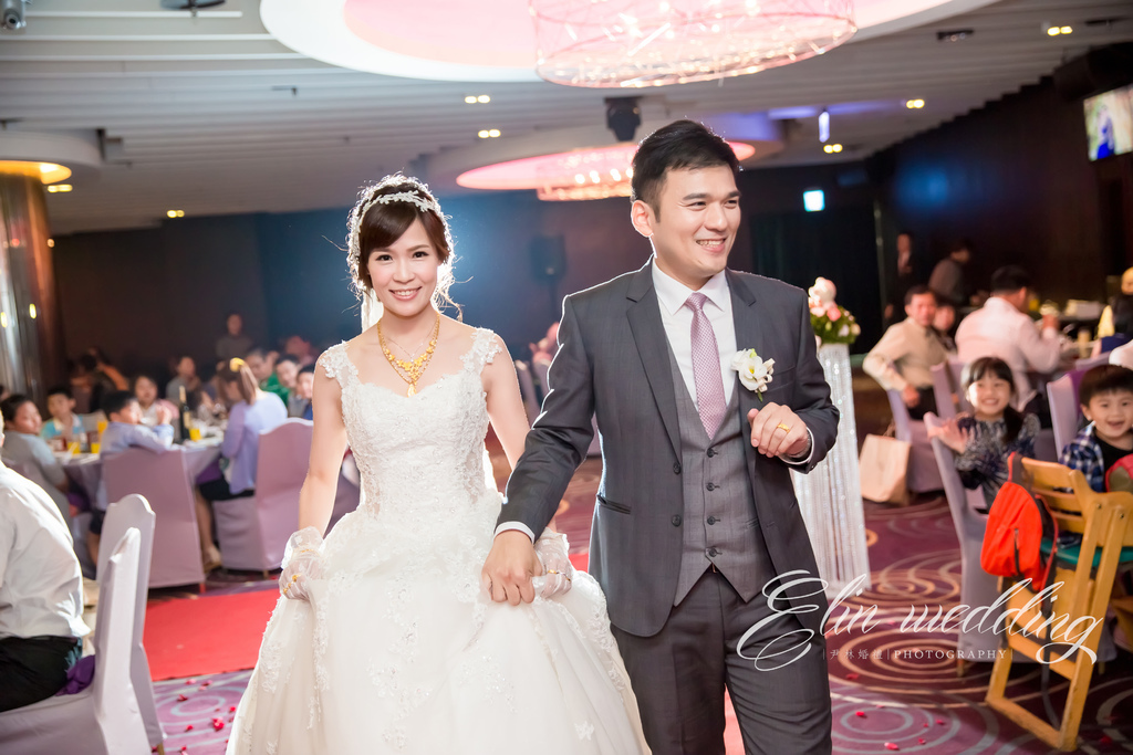 婚攝尹林,婚攝阿斌師,婚禮紀錄,北部婚攝,中部婚攝,南部婚攝,台北婚攝,台北婚禮紀錄,台中婚攝,台中婚禮紀錄,台南婚攝,台南婚禮紀錄,高雄婚攝,高雄婚禮紀錄,優質婚攝,口碑婚攝,結婚,訂婚,教堂婚禮,教會婚禮,海外婚禮,weddingday,非常婚禮,台中金典酒店婚宴,台中金典酒店,台中金典酒店-栢麗廳2016-04-30-16h53m4.JPG 婚攝尹林,婚攝阿斌師,婚禮紀錄,北部婚攝,中部婚攝,南部婚攝,台北婚攝,台北婚禮紀錄,台中婚攝,台中婚禮紀錄,台南婚攝,台南婚禮紀錄,高雄婚攝,高雄婚禮紀錄,優質婚攝,口碑婚攝,結婚,訂婚,教堂婚禮,教會婚禮,海外婚禮,weddingday,非常婚禮,台中金典酒店婚宴,台中金典酒店,台中金典酒店-栢麗廳2016-04-30-16h53m4.JPG