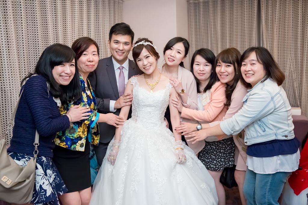 2婚攝尹林,婚攝阿斌師,婚禮紀錄,北部婚攝,中部婚攝,南部婚攝,台北婚攝,台北婚禮紀錄,台中婚攝,台中婚禮紀錄,台南婚攝,台南婚禮紀錄,高雄婚攝,高雄婚禮紀錄,優質婚攝,口碑婚攝,結婚,訂婚,教堂婚禮,教會婚禮,海外婚禮,weddingday,非常婚禮,台中金典酒店婚宴,台中金典酒店,台中金典酒店-栢麗廳016-04-30-18h27m17.jpg 2婚攝尹林,婚攝阿斌師,婚禮紀錄,北部婚攝,中部婚攝,南部婚攝,台北婚攝,台北婚禮紀錄,台中婚攝,台中婚禮紀錄,台南婚攝,台南婚禮紀錄,高雄婚攝,高雄婚禮紀錄,優質婚攝,口碑婚攝,結婚,訂婚,教堂婚禮,教會婚禮,海外婚禮,weddingday,非常婚禮,台中金典酒店婚宴,台中金典酒店,台中金典酒店-栢麗廳016-04-30-18h27m17.jpg