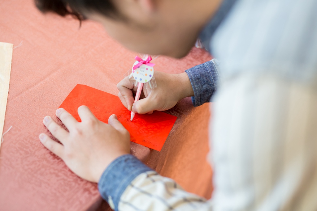 2016-05-28-12h01m23.jpg 2016-05-28-12h01m23.jpg