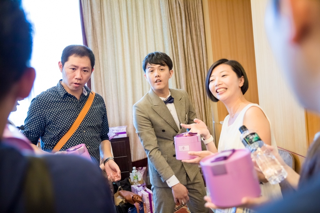 2婚攝,婚攝尹林婚禮,婚攝阿斌師,婚禮紀錄,婚禮錄影,北部婚攝,新竹婚攝,新竹婚禮紀錄,桃園婚攝,桃園婚禮紀錄,苗栗婚攝,苗栗婚禮紀錄,優質婚攝,口碑婚攝,結婚,訂婚,結婚,午宴,迎娶車隊,新竹日月光飯店,日月光飯店016-05-28-15h40m11.jpg 20婚攝,婚攝尹林婚禮,婚攝阿斌師,婚禮紀錄,婚禮錄影,北部婚攝,新竹婚攝,新竹婚禮紀錄,桃園婚攝,桃園婚禮紀錄,苗栗婚攝,苗栗婚禮紀錄,優質婚攝,口碑婚攝,結婚,訂婚,結婚,午宴,迎娶車隊,新竹日月光飯店,日月光飯店16-05-28-15h40m11.jpg