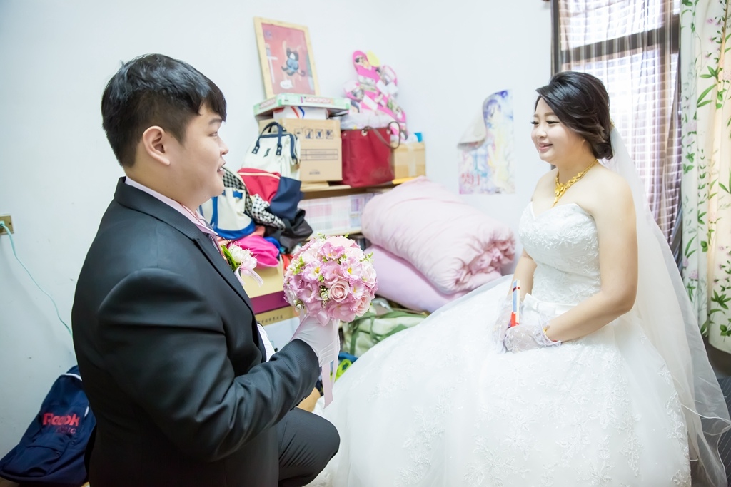 婚攝尹林,婚攝阿斌師,婚禮紀錄,北部婚攝,中部婚攝,南部婚攝,台北婚攝,台北婚禮紀錄,台中婚攝,台中婚禮紀錄,台南婚攝,台南婚禮紀錄,高雄婚攝,高雄婚禮紀錄,台東婚攝,雲林婚攝,虎尾婚攝,優質婚攝,口碑婚攝,結婚,訂婚,教堂婚禮,教會婚禮,海外婚禮,weddingday,非常婚禮, 彰化新黑貓餐廳, 彰化新黑貓餐廳婚宴, 新黑貓餐廳,結婚,晚宴,長距離迎娶,類婚紗,平日婚攝,彰化婚攝2016-07-01-09h47m28.jpg 婚攝尹林,婚攝阿斌師,婚禮紀錄,北部婚攝,中部婚攝,南部婚攝,台北婚攝,台北婚禮紀錄,台中婚攝,台中婚禮紀錄,台南婚攝,台南婚禮紀錄,高雄婚攝,高雄婚禮紀錄,台東婚攝,雲林婚攝,虎尾婚攝,優質婚攝,口碑婚攝,結婚,訂婚,教堂婚禮,教會婚禮,海外婚禮,weddingday,非常婚禮, 彰化新黑貓餐廳, 彰化新黑貓餐廳婚宴, 新黑貓餐廳,結婚,晚宴,長距離迎娶,類婚紗,平日婚攝,彰化婚攝2016-07-01-09h47m28.jpg