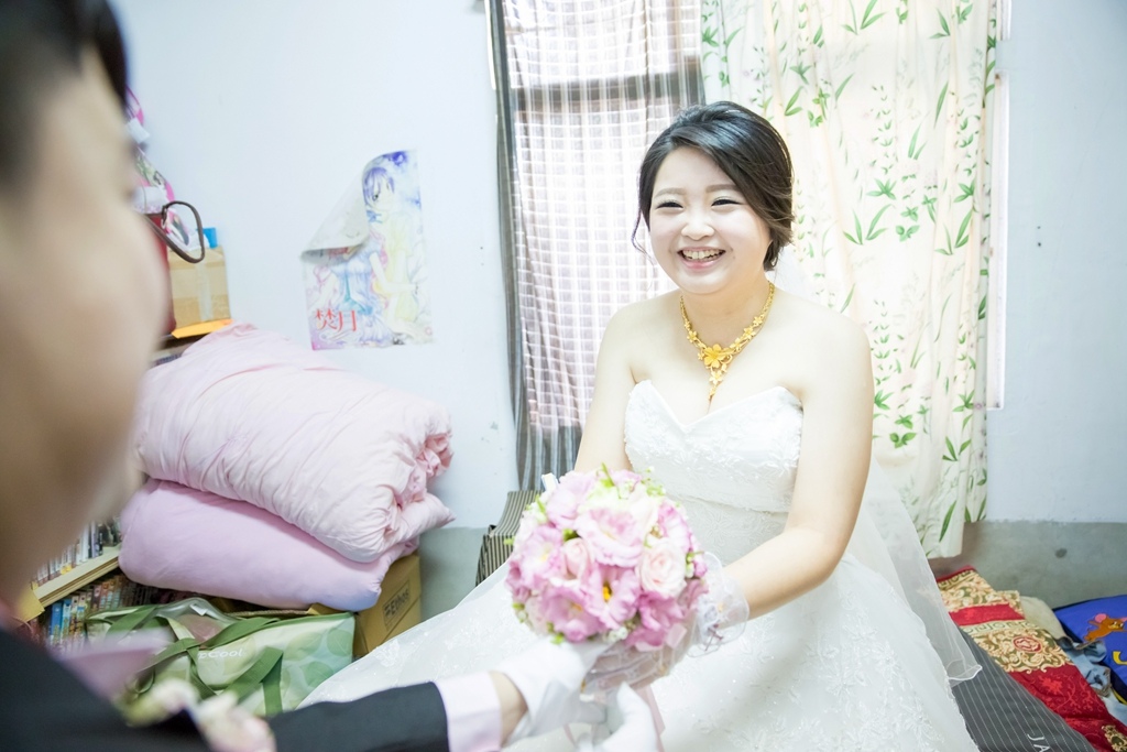 婚攝尹林,婚攝阿斌師,婚禮紀錄,北部婚攝,中部婚攝,南部婚攝,台北婚攝,台北婚禮紀錄,台中婚攝,台中婚禮紀錄,台南婚攝,台南婚禮紀錄,高雄婚攝,高雄婚禮紀錄,台東婚攝,雲林婚攝,虎尾婚攝,優質婚攝,口碑婚攝,結婚,訂婚,教堂婚禮,教會婚禮,海外婚禮,weddingday,非常婚禮, 彰化新黑貓餐廳, 彰化新黑貓餐廳婚宴, 新黑貓餐廳,結婚,晚宴,長距離迎娶,類婚紗,平日婚攝,彰化婚攝2016-07-01-09h48m00.jpg 2016-07-01-09h48m00.jpg