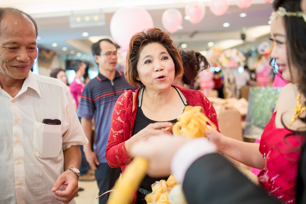 婚攝尹林,婚攝阿斌師,婚禮紀錄,北部婚攝,中部婚攝,南部婚攝,台北婚攝,台北婚禮紀錄,台中婚攝,台中婚禮紀錄,台南婚攝,台南婚禮紀錄,高雄婚攝,高雄婚禮紀錄,台東婚攝,雲林婚攝,虎尾婚攝,優質婚攝,口碑婚攝,結婚,訂婚,教堂婚禮,教會婚禮,海外婚禮,weddingday,非常婚禮, 彰化新黑貓餐廳, 彰化新黑貓餐廳婚宴, 新黑貓餐廳,結婚,晚宴,長距離迎娶,類婚紗,平日婚攝,彰化婚攝undefined