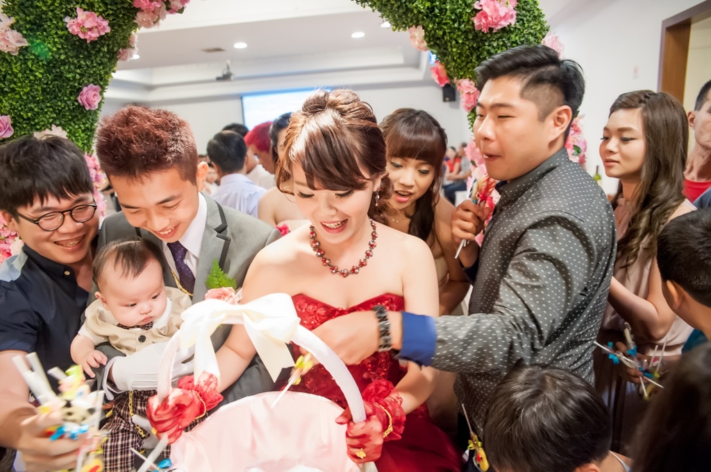 婚攝尹林,婚攝阿斌師,婚禮紀錄,北部婚攝,中部婚攝,南部婚攝,台北婚攝,台北婚禮紀錄,台中婚攝,台中婚禮紀錄,台南婚攝,台南婚禮紀錄,高雄婚攝,高雄婚禮紀錄,優質婚攝,口碑婚攝,結婚,訂婚,教堂婚禮,教會婚禮,海外婚禮,weddingday,非常婚禮, 屏東桃山餐廳,桃山婚宴,桃山宴會聽,專業攝影師,超整人闖關遊戲,陳大肥,永恆婚禮企劃,屏東婚攝CK1_9221.jpg 婚攝尹林,婚攝阿斌師,婚禮紀錄,北部婚攝,中部婚攝,南部婚攝,台北婚攝,台北婚禮紀錄,台中婚攝,台中婚禮紀錄,台南婚攝,台南婚禮紀錄,高雄婚攝,高雄婚禮紀錄,優質婚攝,口碑婚攝,結婚,訂婚,教堂婚禮,教會婚禮,海外婚禮,weddingday,非常婚禮, 屏東桃山餐廳,桃山婚宴,桃山宴會聽,專業攝影師,超整人闖關遊戲,陳大肥,永恆婚禮企劃,屏東婚攝CK1_9221.jpg